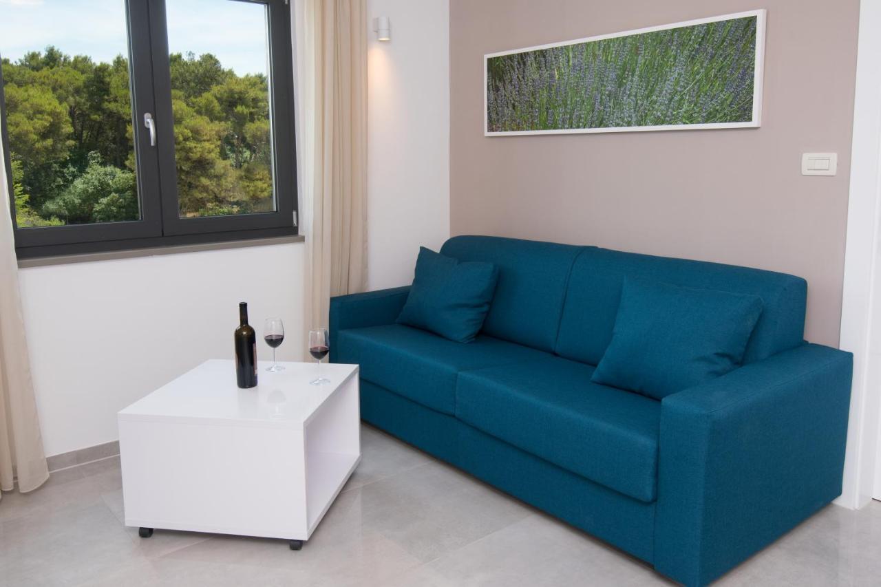 Aparthotel Punta Blu - Pool & Spa Премантура Екстериор снимка