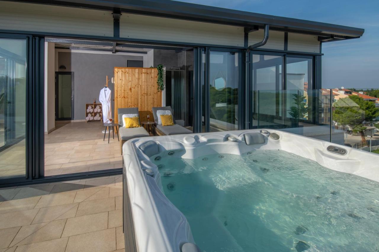 Aparthotel Punta Blu - Pool & Spa Премантура Екстериор снимка